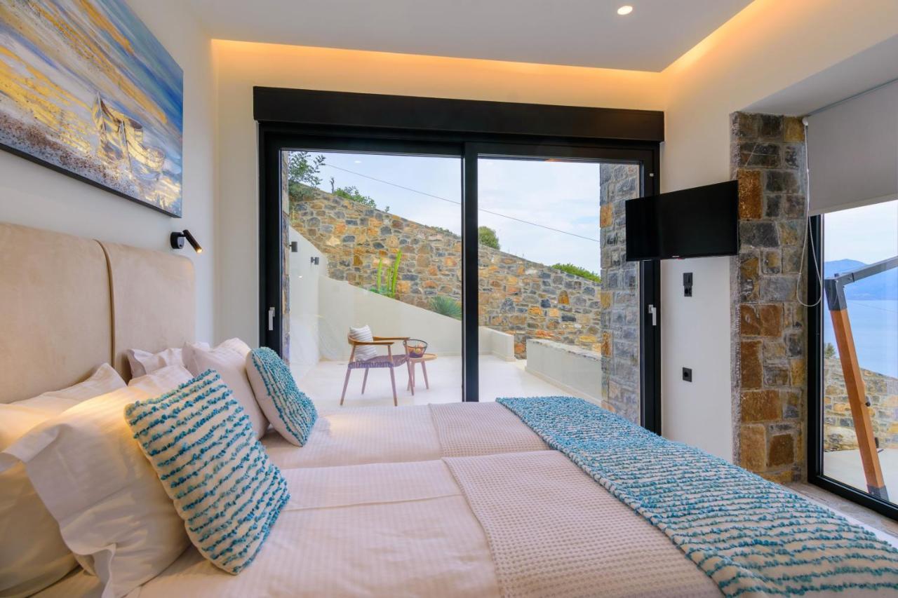 Majestic View Villas อายิโอสนิโกลาโอส ภายนอก รูปภาพ