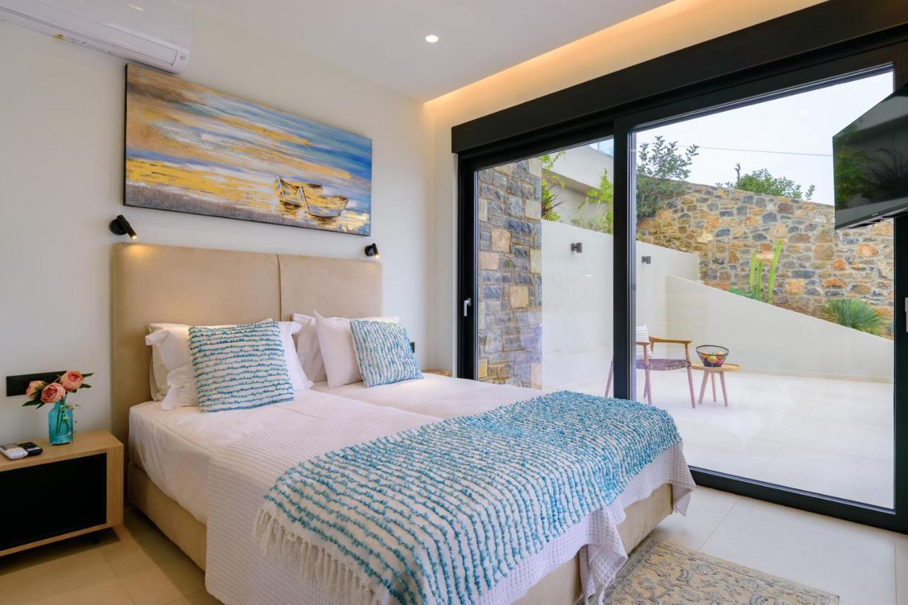Majestic View Villas อายิโอสนิโกลาโอส ภายนอก รูปภาพ