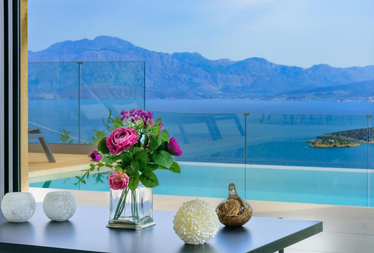 Majestic View Villas อายิโอสนิโกลาโอส ภายนอก รูปภาพ