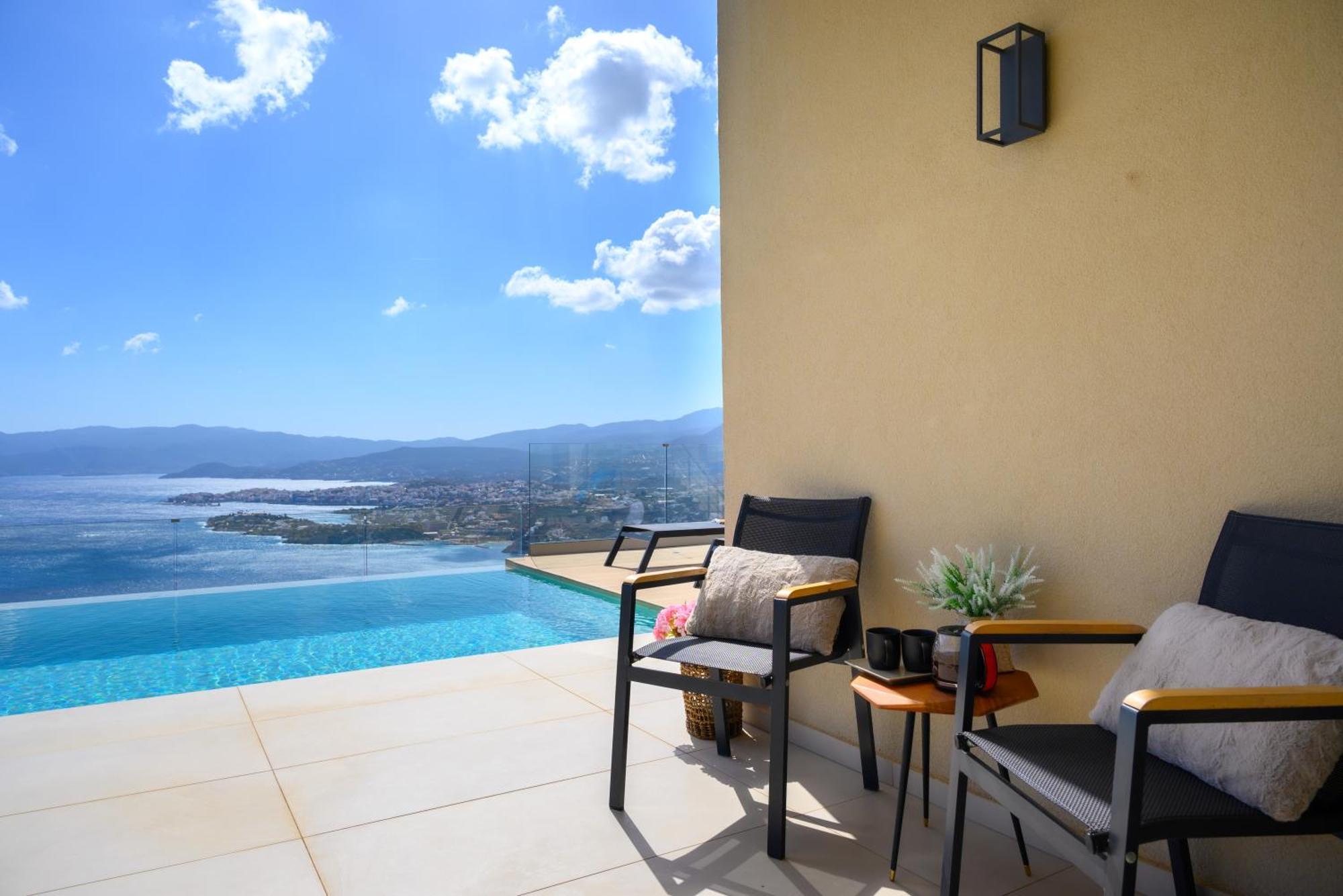 Majestic View Villas อายิโอสนิโกลาโอส ภายนอก รูปภาพ