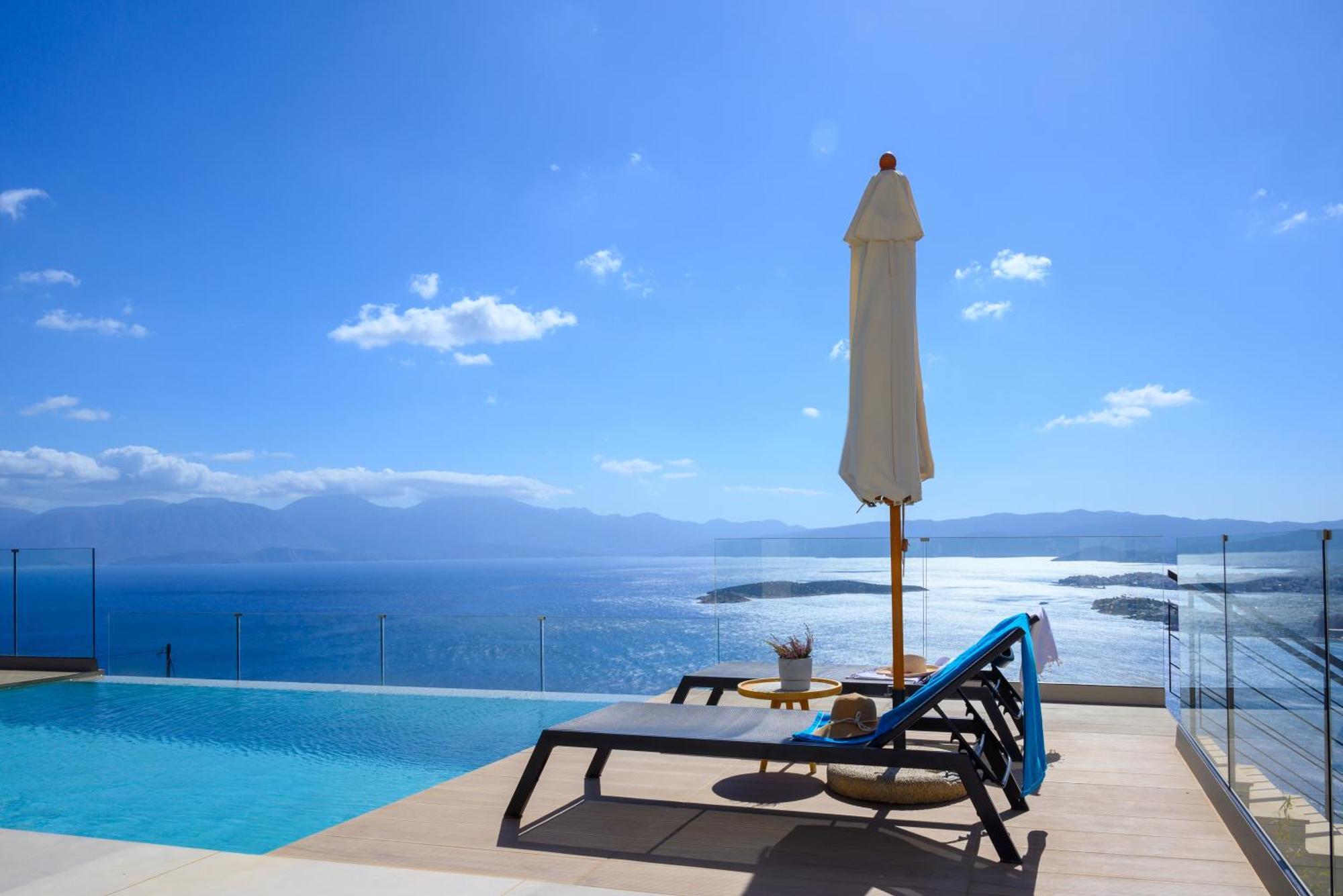 Majestic View Villas อายิโอสนิโกลาโอส ภายนอก รูปภาพ